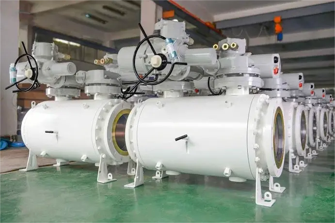 DBB-Ventil-installiert-im-Öl-und-Gas-Pipeline-System.