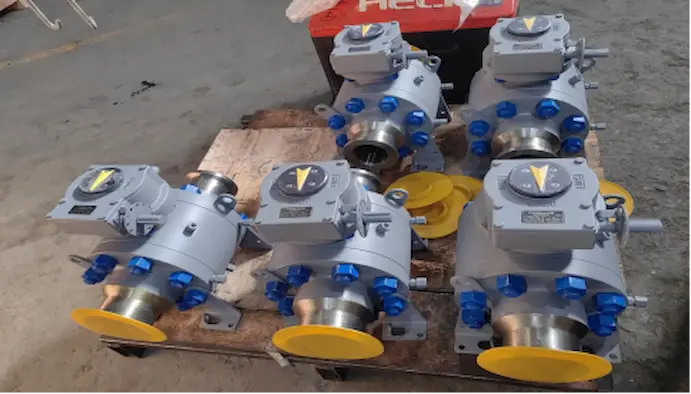 industrial-ball-valve-position-indicator-stem-slot.