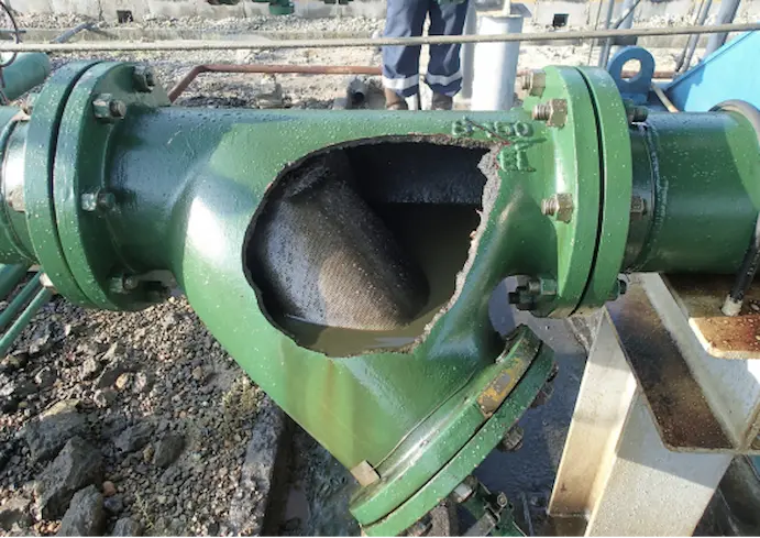 תחזוקה-של-מסננת-עם-גישה קלה לניקוי.