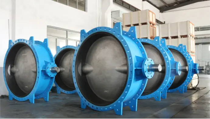 Hydraulic-Double-Flanged-Butterfly-Valve-in-industrial-piping-system